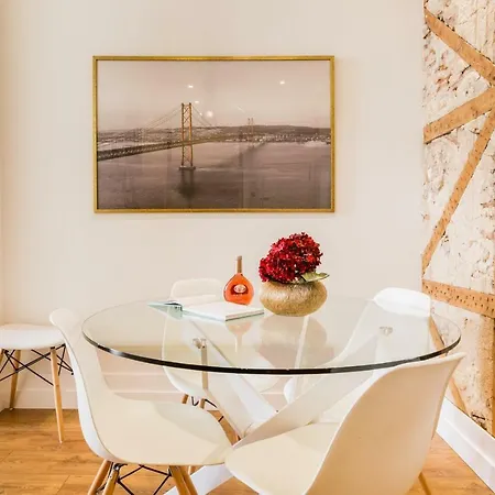 Gold 37399al And Silver 37404al Appartement Lisboa