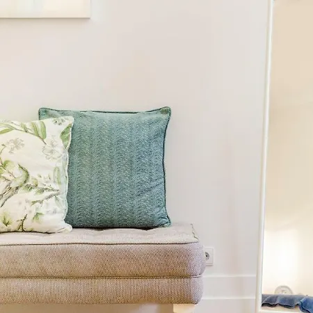 Gold 37399al And Silver 37404al * Lisboa