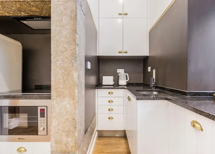 Apartment Gold 37399al And Silver 37404al